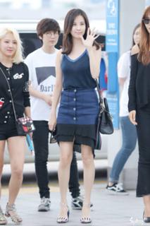 Seohyun feet photo thumbnail