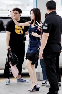 Seohyun feet photo thumbnail