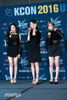 Seohyun feet photo thumbnail