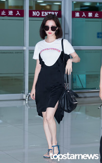 Seohyun feet photo thumbnail