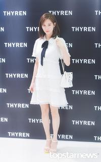 Seohyun feet photo thumbnail