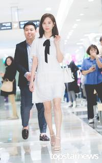 Seohyun feet photo thumbnail