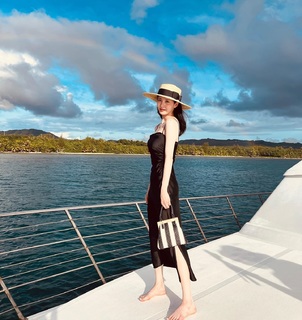 Seohyun feet photo thumbnail