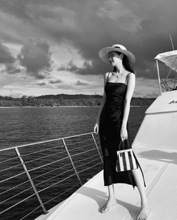 Seohyun feet photo thumbnail