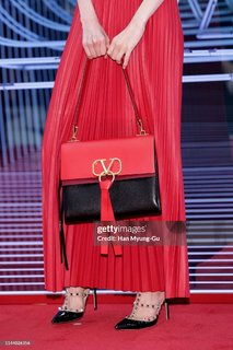 Seohyun feet photo thumbnail