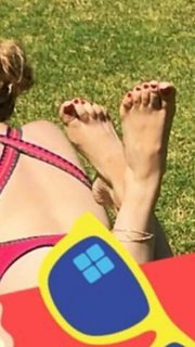 Sera Tokdemir feet photo 4