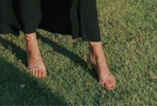 Seray Kaya feet photo 17