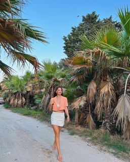 Seray Kaya feet photo 3