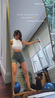 Seray Kaya feet photo 8
