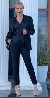 Seray Sever feet photo 11