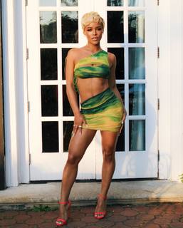 Serayah feet photo 8