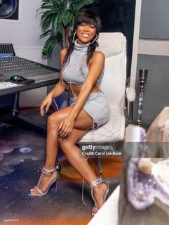 Serayah feet photo 4