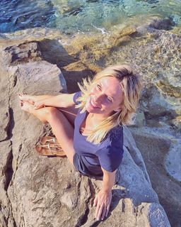 Serena Autieri feet photo 9