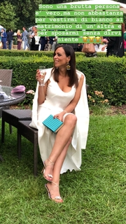 Serena Garitta feet photo thumbnail