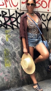 Serena Garitta feet photo thumbnail