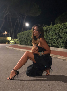 Serena Garitta feet photo thumbnail