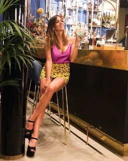 Serena Garitta feet photo thumbnail