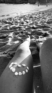 Serena Garitta feet photo thumbnail
