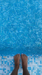 Serena Garitta feet photo thumbnail