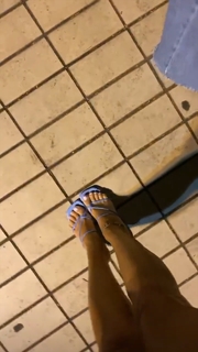 Serena Garitta feet photo thumbnail