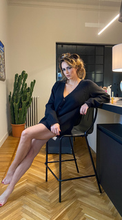 Serena Garitta feet photo thumbnail