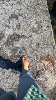 Serena Garitta feet photo thumbnail