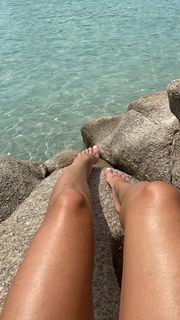 Serena Garitta feet photo thumbnail