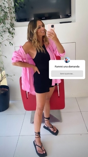 Serena Garitta feet photo thumbnail