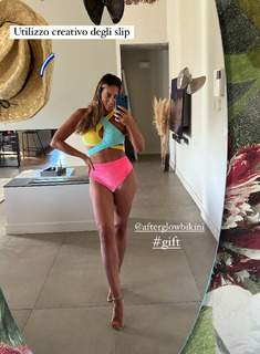 Serena Garitta feet photo thumbnail