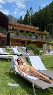 Serena Garitta feet photo thumbnail