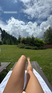 Serena Garitta feet photo thumbnail