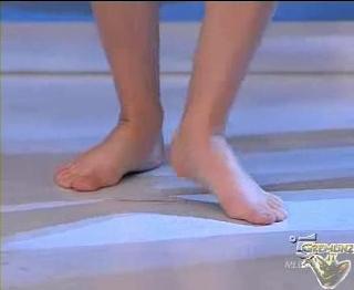 Serena Garitta feet photo thumbnail