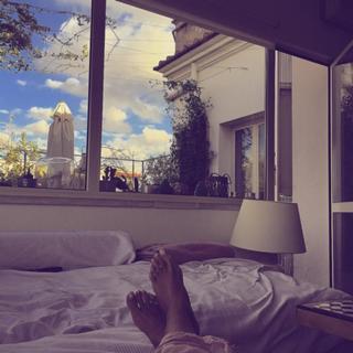 Serena Rossi feet photo thumbnail