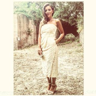 Serena Rossi feet photo thumbnail