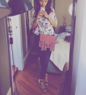 Serena Rossi feet photo thumbnail