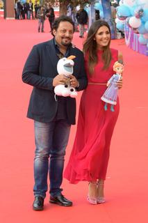 Serena Rossi feet photo thumbnail