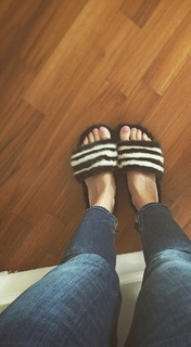 Serena Rossi feet photo thumbnail