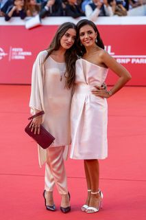 Serena Rossi feet photo thumbnail