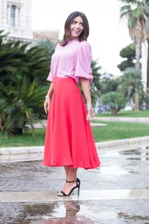 Serena Rossi feet photo thumbnail