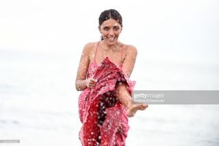 Serena Rossi feet photo thumbnail