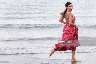 Serena Rossi feet photo thumbnail