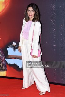 Serena Rossi feet photo thumbnail