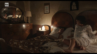 Serena Rossi feet photo thumbnail