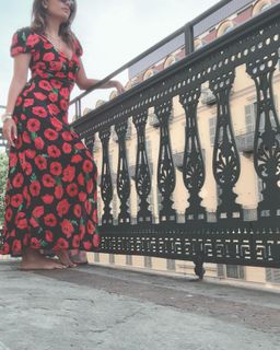 Serena Rossi feet photo thumbnail