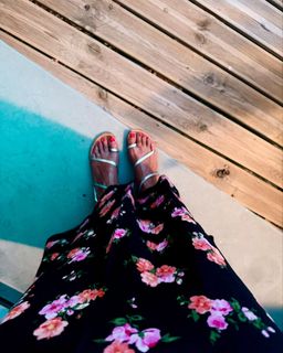 Serena Rossi feet photo thumbnail