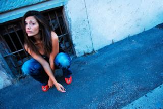 Serena Rossi feet photo thumbnail