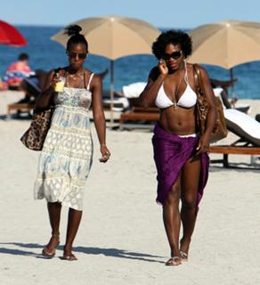 Serena Williams feet photo thumbnail