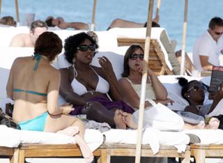 Serena Williams feet photo thumbnail