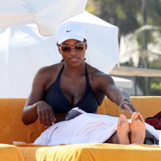 Serena Williams feet photo thumbnail
