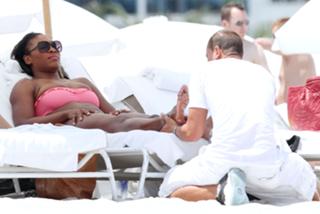 Serena Williams feet photo thumbnail